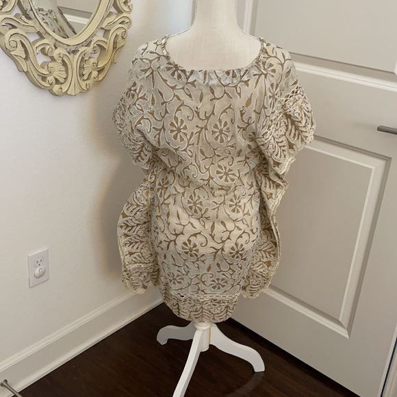 Gorgeous beach cover from Kareenas in size small - Picture 9 of 12